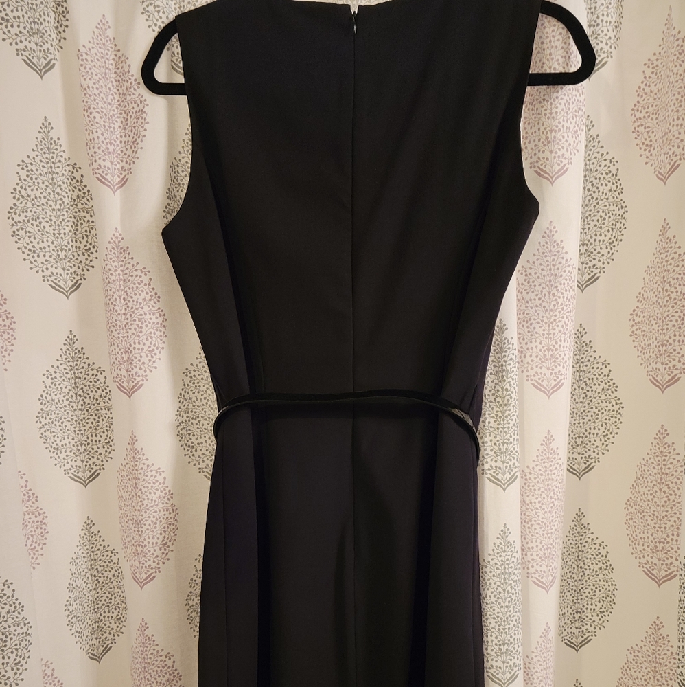 118. Calvin Klein belted dress - Picture 3 of 7